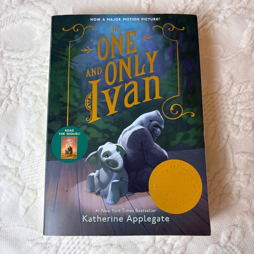 The One and Only Ivan Katherine Applegate Paperback Newbery Medal 2014 NEW